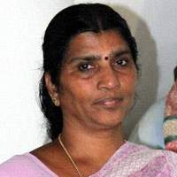 lakshmi-parvathi-sensational-comments-on-ntr-trust