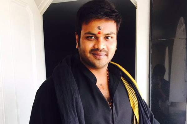 manchu-manoj-in-swami-getup