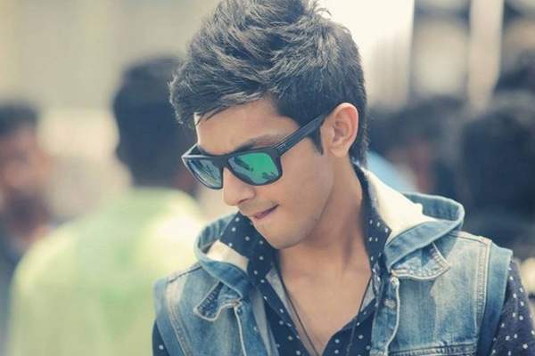 music director anirudh fail to go to police