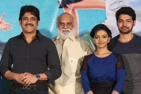 nagarjuna raghavendra rao supports padesave movie