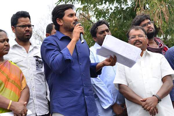 nobody listening to YS jagan 