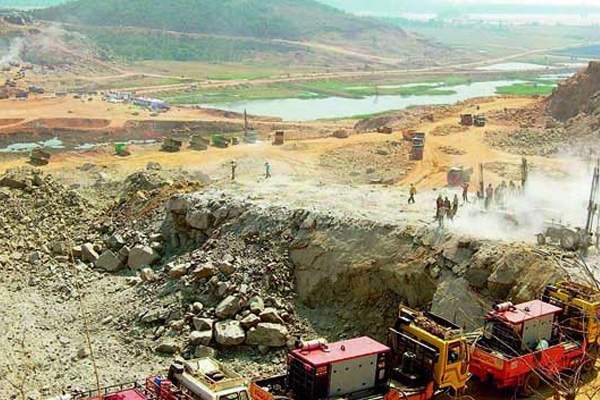 shocking-center-stops-funds-to-polavaram