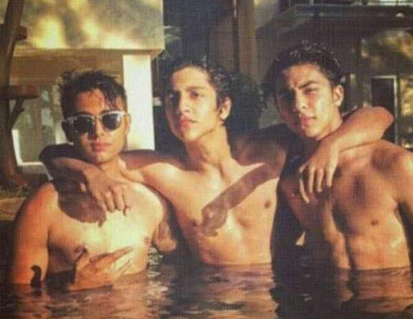 shahrukh khan son aryan khan naked