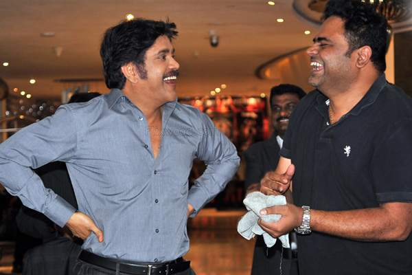 vamsi paidipally nagarjuna oopiri