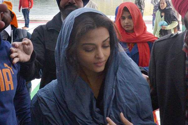 Aish's team misbehaved with media inside Golden Temple