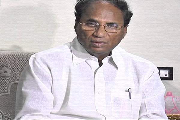 jagan-behind-kapu-garjana-violence-says-kodela