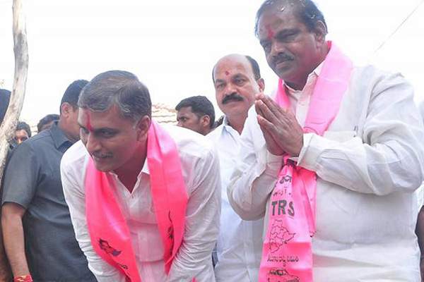 TRS blasts Congress bastion Narayankhed