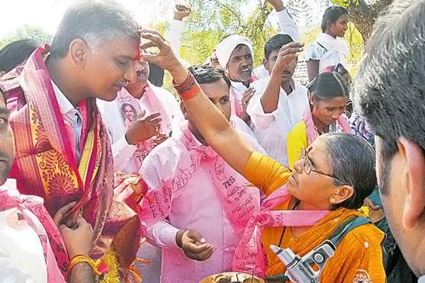 TRS won the narayanked bypolls