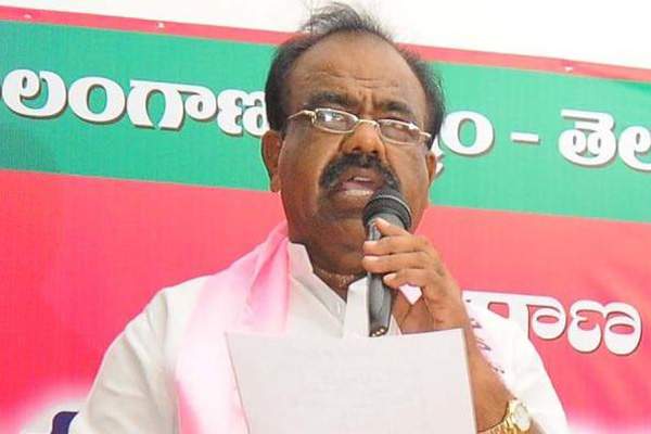 Telangana Speaker in talks with constitutional experts!