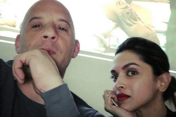 Top Actress deepika padukone packed her bags and left!