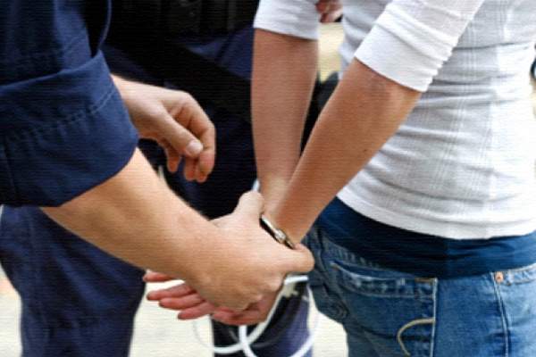 Arrested: Young actress harassed her calling prostitute!