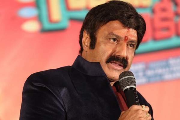 balakrishna-makes-fun-on-hitting-anchors-hip