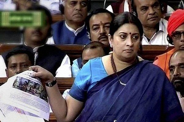ballistic-lady-politician-smriti-irani-overtakes-bollywood-beauties