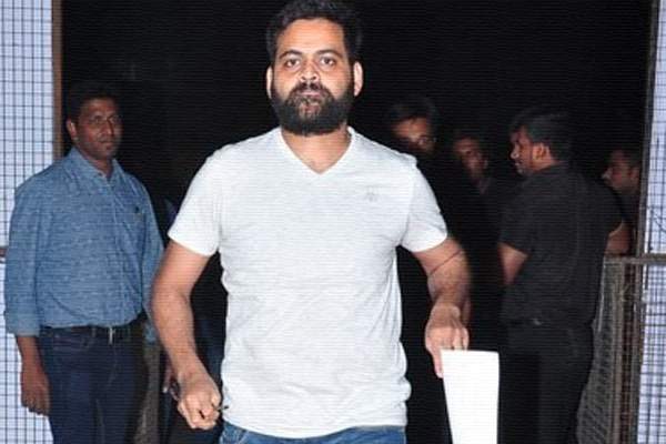 nri-director-praveen-sattaru-idea-nenuproducer-com