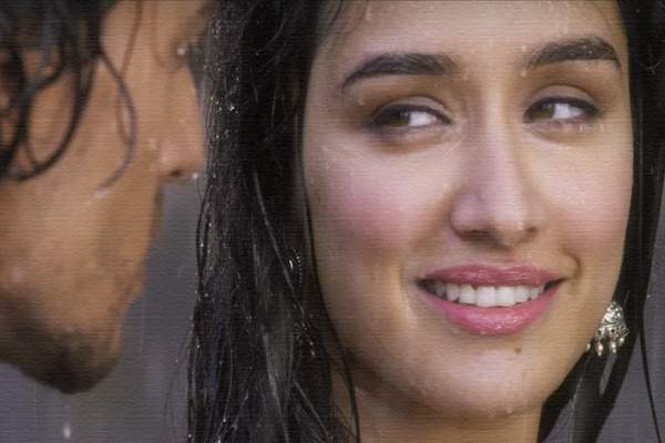 Baaghi Official Trailer talk