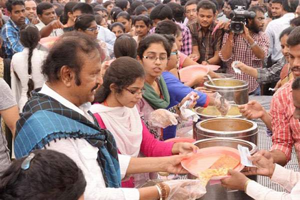 Mohan Babu hawker