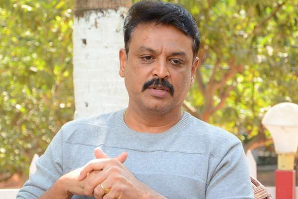 Naresh have not asked any heroine to sleep with me