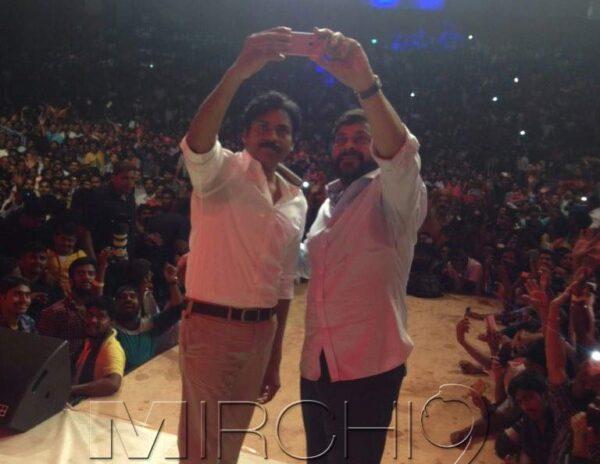 Pawan-Kalyan-Chiranjeevi-selfie
