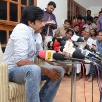 Pawan Kalyan Press Meet sardaar gabbar singh audio event photos