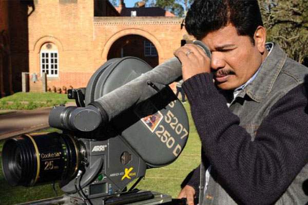 Shankar gets a huge mobile store from scratch!