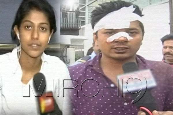 Singer-Madhu-Priya-and-her-Husband-Srikanth-beaten