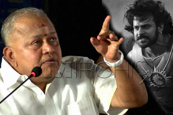 Tamil actor radha ravi omments on Baahubali