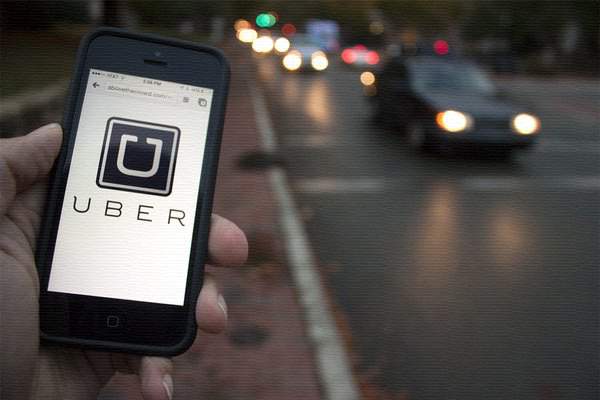 Uber driver masturbates before female customer