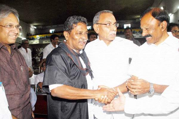 Vatti Vasantha Kumar KVP Raghuveera Reddy Undavalli Aruna Kumar