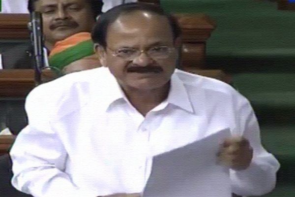 Venkaiah throws Special Status ball in to Congress court!