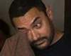 Star hero shed tears in public again!