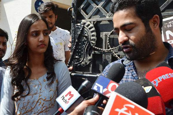 accident to NTR at Janatha Garrage Shooting