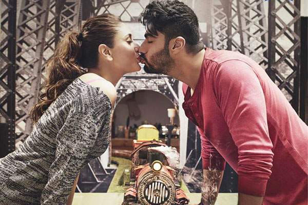 no-kissing-clause-dumped-no-kissing-clause-dumped-kareena-kapoor-saif-ali-khan-ready-to-kiss-co-stars