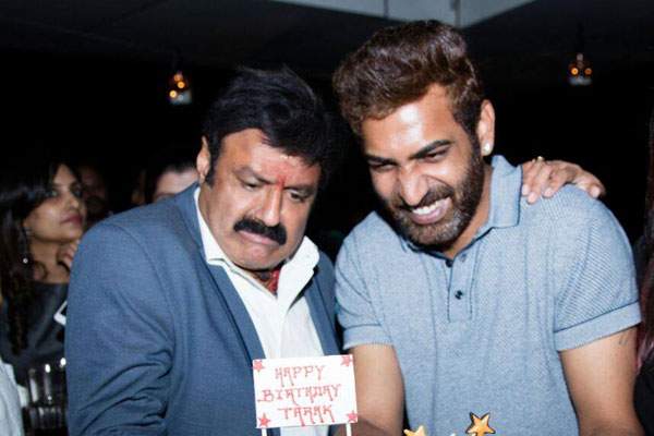 nandamuri-taraka-ratna-playing-baddie-in-balakrishna-100th-movie