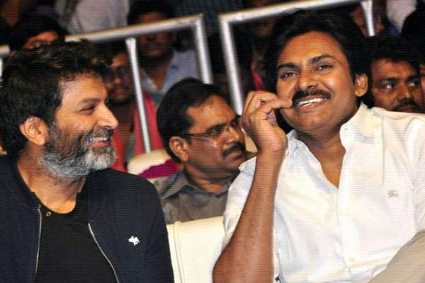 trivikram srinivas -pawan kalyan -sardaar audio launch