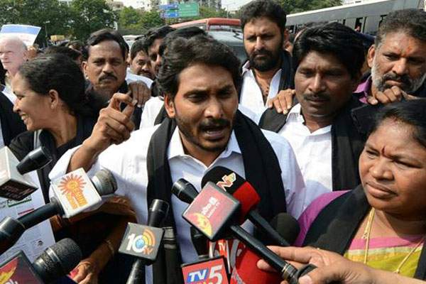 ys Jagan blames media for his plight