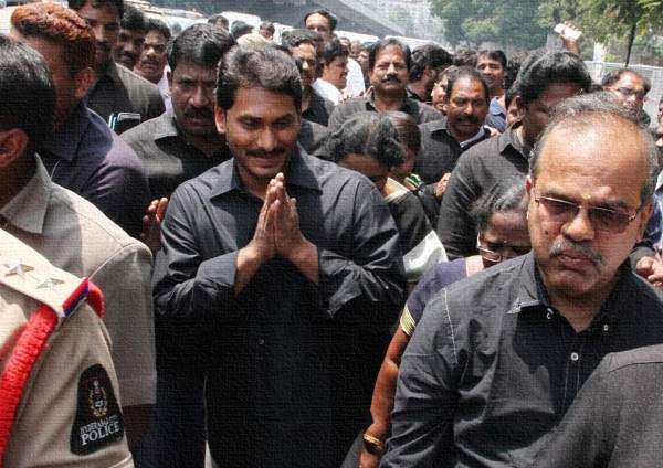 ys-jagan-reddy-protests