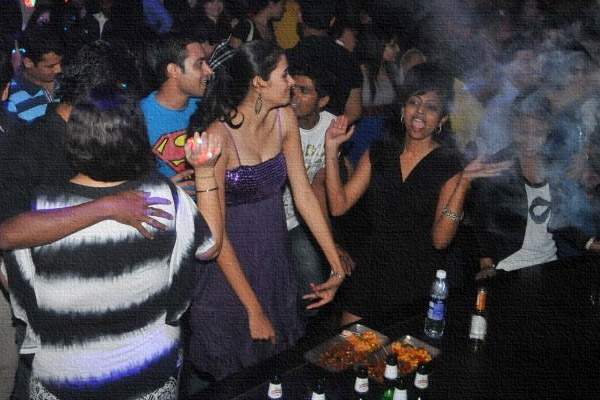 Amaravati pub culture vijayawada
