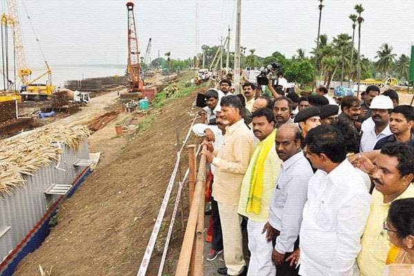 Chandrababu begins baby steps towards historical project