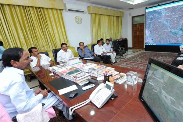 Experts flays KCR's pet project