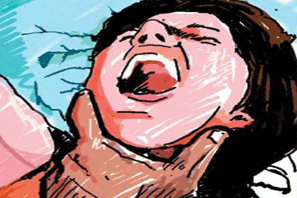 Hyderabadi attempts to kill dark complexioned wife