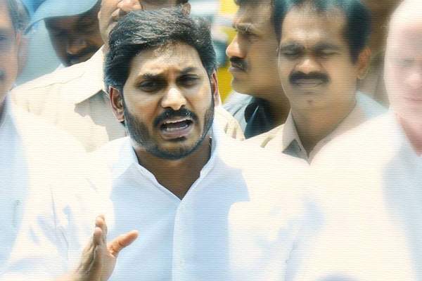 Jagan's three days fast in support of Center
