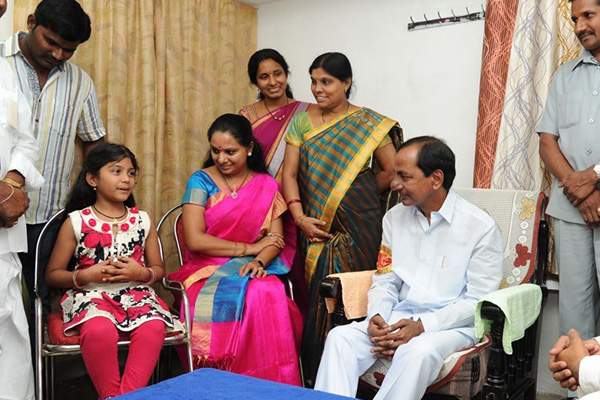KCR visited the residence of child prodigy Kumari Lakshmi Srija in Khammam.