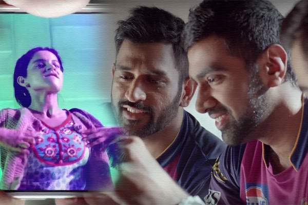 Life Dekho Life Jaisi - LYF mobile Television Ad