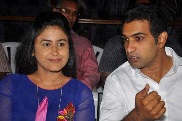 NTR wife involvement in Raja Cheyyi Vesthe movie