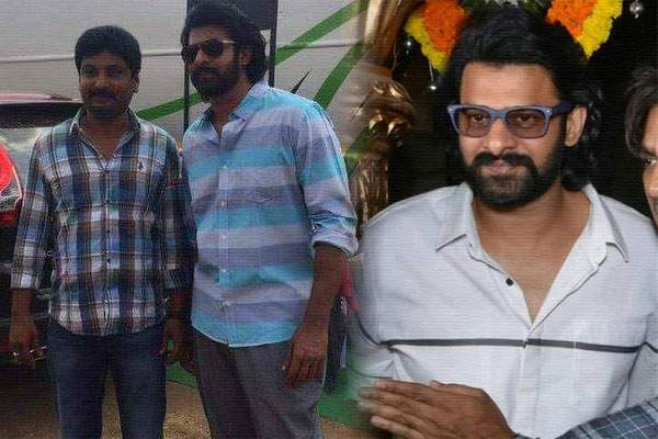 Prabhas's PR managing fans of 30 districts!