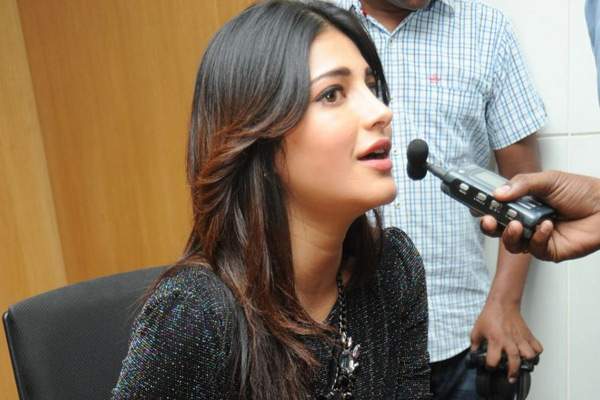 Shruthi-haasan-hollywood