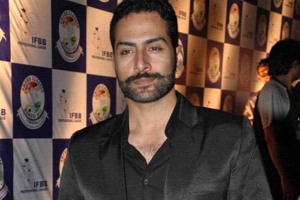 Sudhanshu Pandey in negative role in Robo2.0 movie