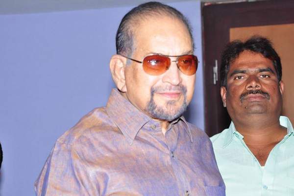 Superstar-Krishna in janatha garrage