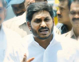 Jagan's three days fast in support of Center