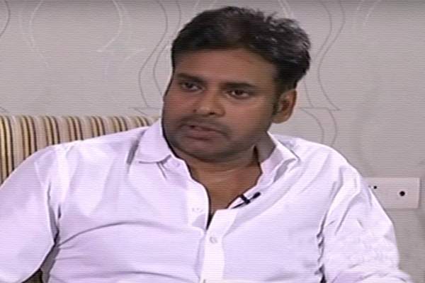 pawan kalyan also like rajnikanth